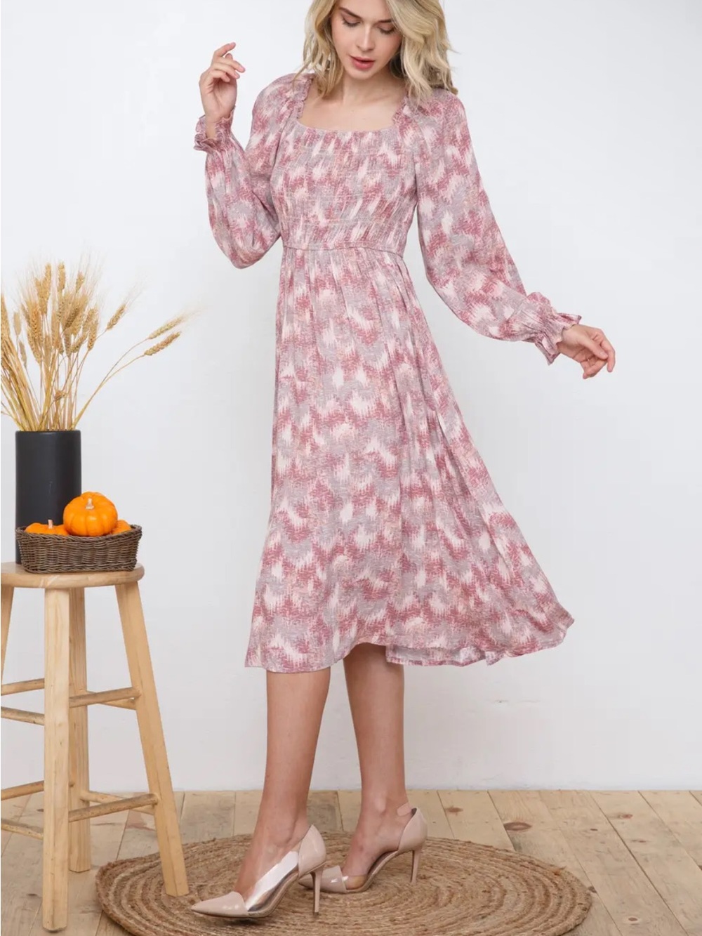 Rose Dust Midi Dress - Picture 4 of 5